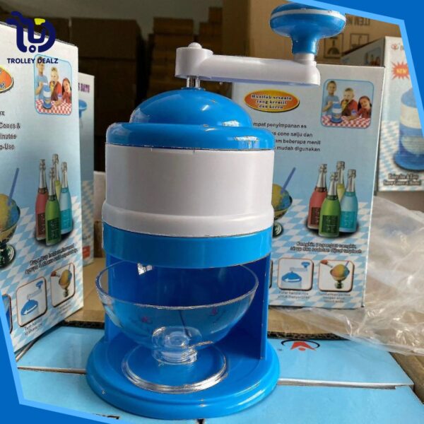 Mini Manual Ice Crusher Machine – Portable Plastic Ice Grinder - Image 11