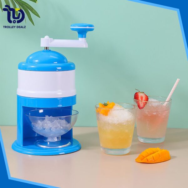 Mini Manual Ice Crusher Machine – Portable Plastic Ice Grinder
